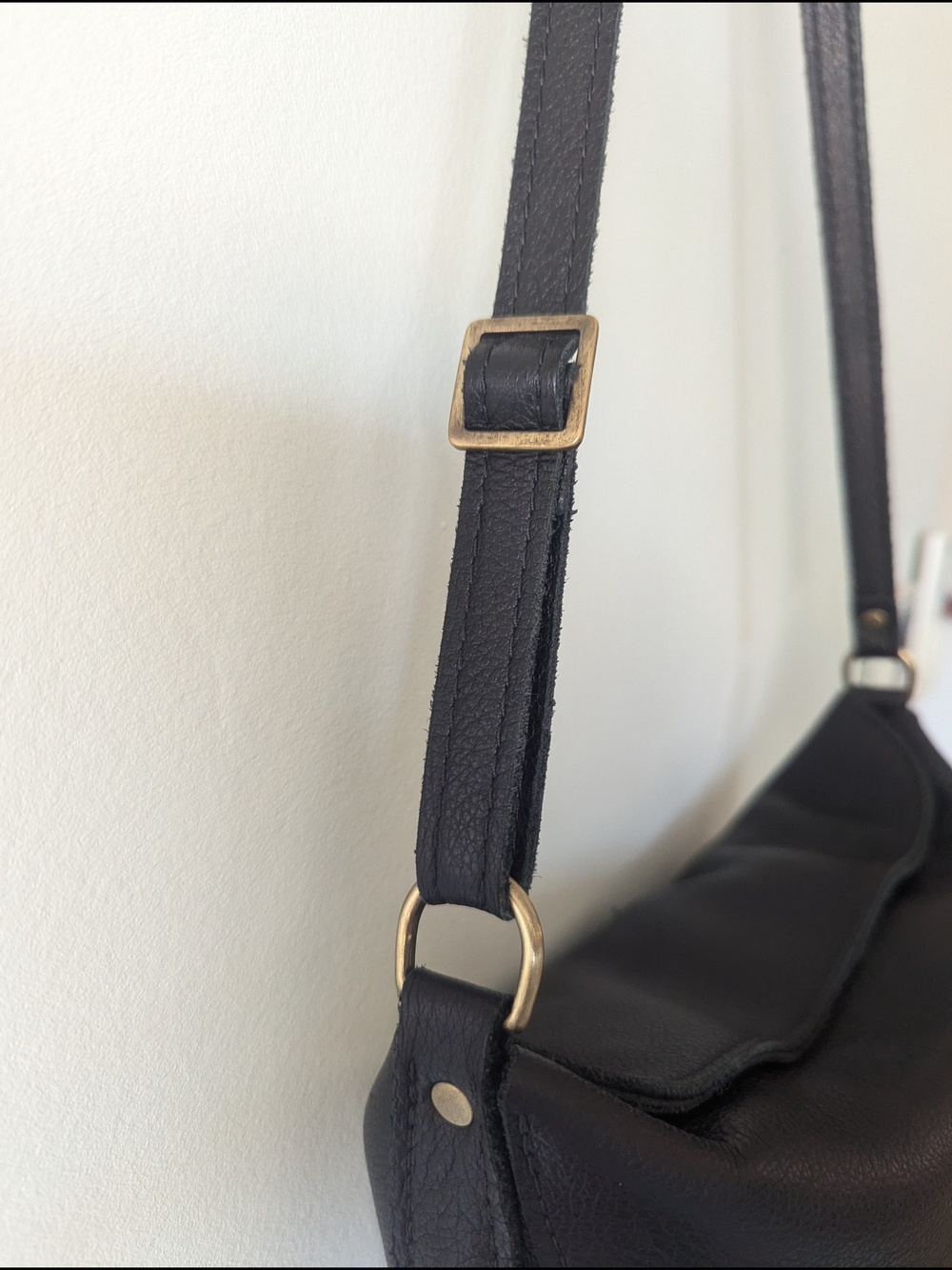 Portland Leather Koala Sling Bag, Large - Picture 6 of 11